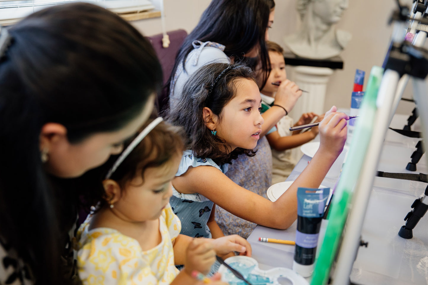 DRAWING & PAINTING Class 01 for Students Ages 5–7