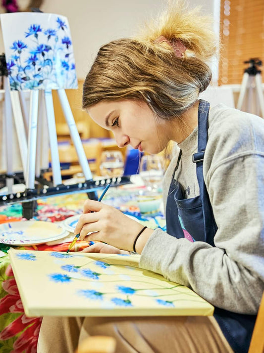 DRAWING & PAINTING Fine Art Class for Students Ages 13–18